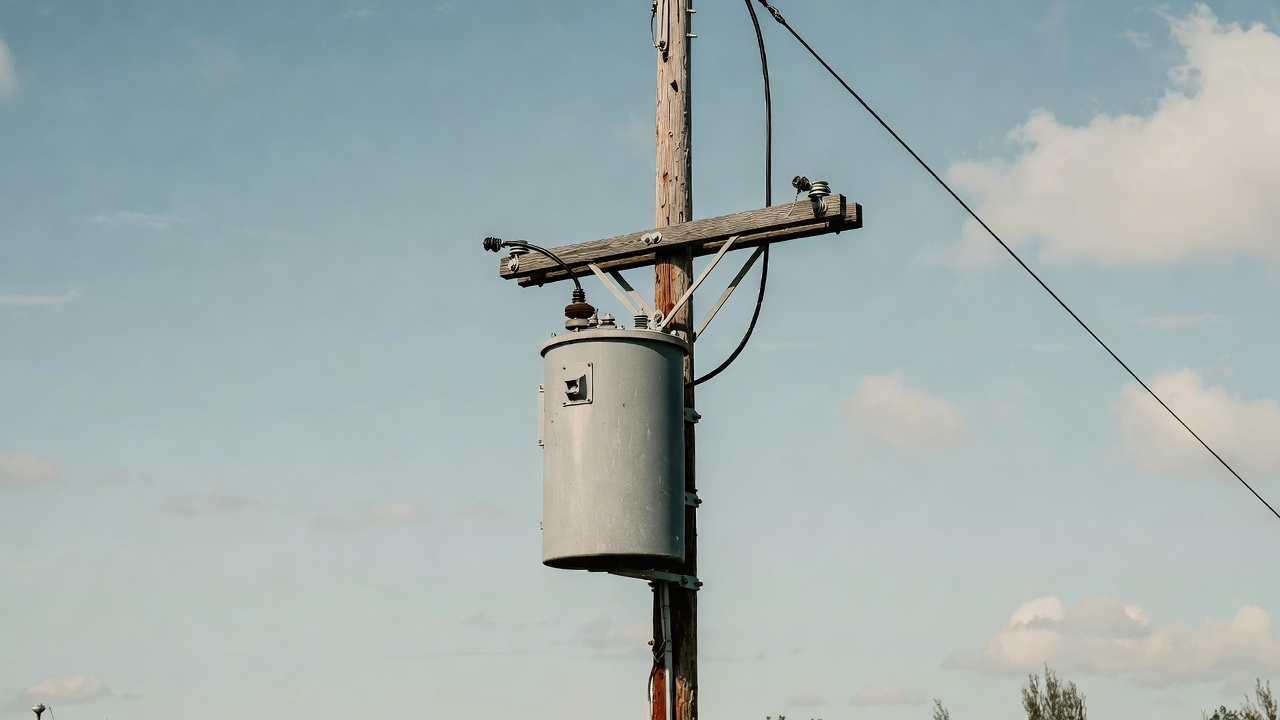 Single Pole Mounted Transformer Installation